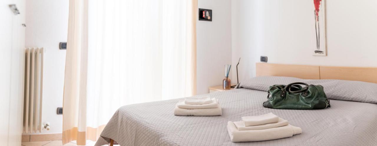 ريميني Residence L'Appartamento المظهر الخارجي الصورة
